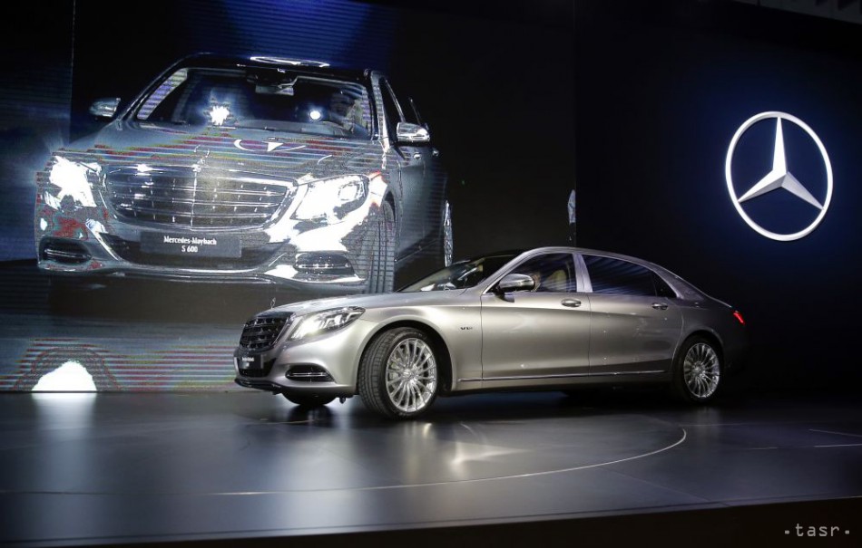 Rise of Mercedes-Benz: Becoming the Top Luxury Automotive Brand